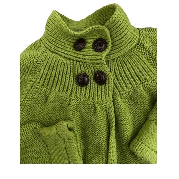 Lillian’s Closet Green Cardigan Sweater with Button Closure and pockets Size 5-6 - Picture 3 of 6